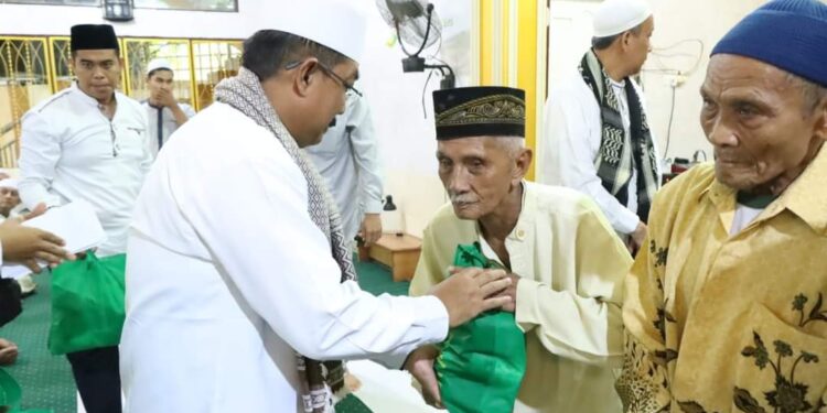 Anwar Sadat Laksanakan Safari Subuh di Masjid Al-Falah Tungkal Harapan