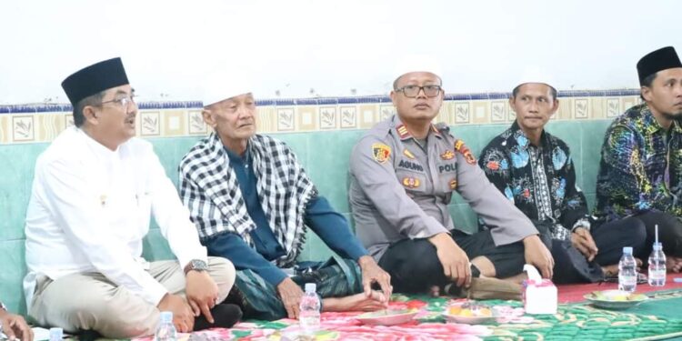 Anwar Sadat Hadiri Maulid Nabi Masjid Raudatul Mutaqqin Pembengis