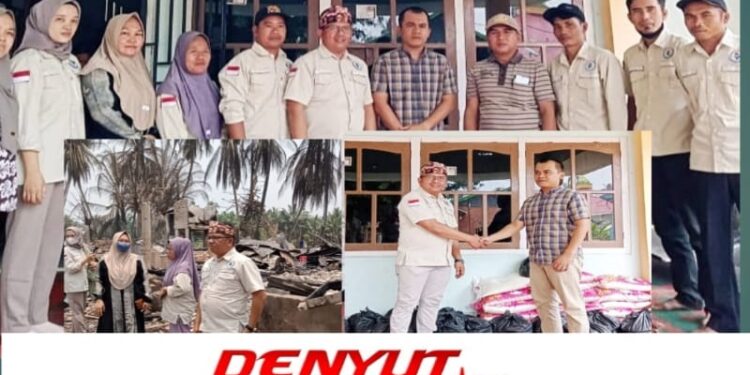 Ringankan Beban Korban Kebakaran di Tendah, Pemdes Sungai Keramat Beri Bantuan Beras dan Sembako