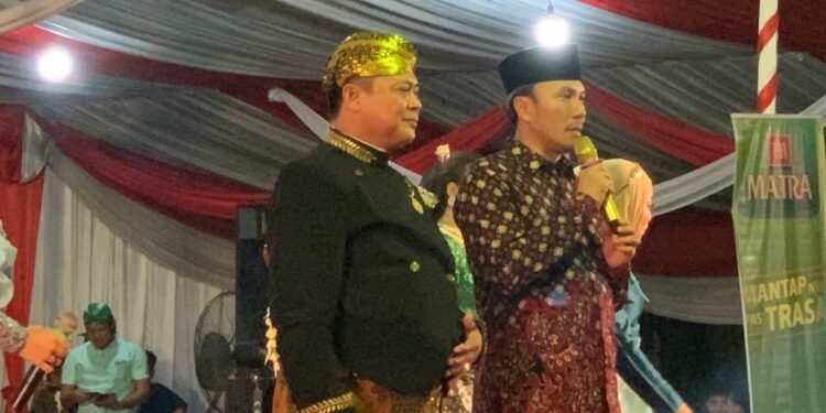 Rayakan HUT TNI ke 78, Korem 042/Gapu Tampilkan Pagelaran Wayang Kulit untuk Masyarakat Jambi