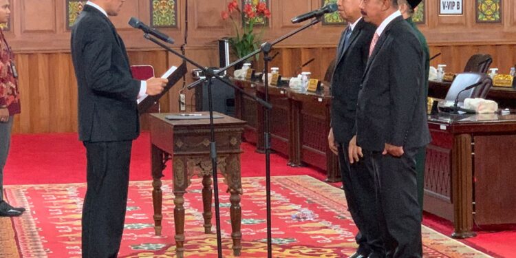 Pimpin Rapat PAW Ismed dan Andarno, Edi Purwanto Ingatkan Jaga Marwah dan Citra Baik DPRD Jambi