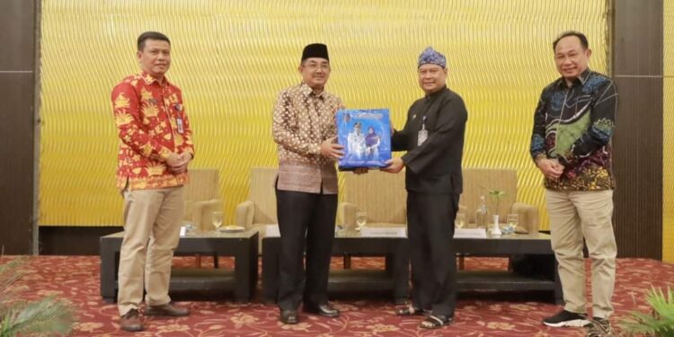 Bupati Anwar Sadat Buka Kegiatan Pendampingan Teknis Penginputan Aplikasi E-Sakip