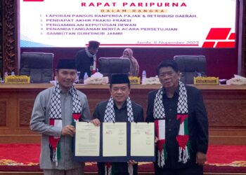 Sahkan Ranperda Pajak dan Retribusi Daerah, Edi Purwanto Harapkan Peningkatan PAD Provinsi Jambi