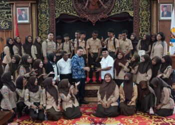 Terima Kunjungan Pelajar SMK PGRI 2 Kota Jambi, Budiyako Dorong Mutu Pembelajaran P5
