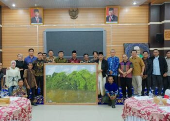 Anwar Sadat Terima Audiensi dari Forum Pelestarian Mangrove Pangkal Babu