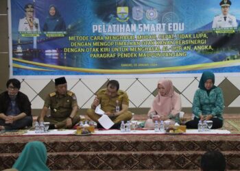 Hj. Hesti Haris Buka Pelatihan Smart Edu di Kabupaten Merangin