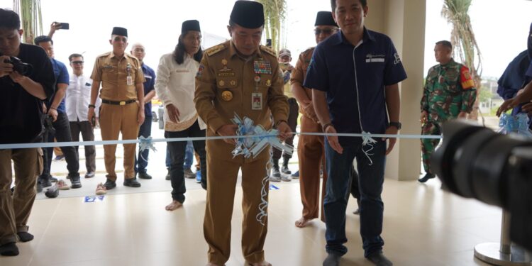 Resmikan Masjid Al Jabbar, Gubernur Al Haris: Gunakan Masjid Sebagai Sarana Pendidikan