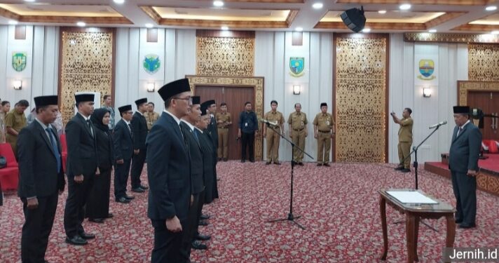 Rotasi Jabatan, Abdullah Sani Lantik 14 Pejabat Eselon III dan IV
