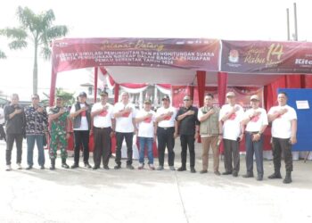 Ketua DPRD Tanjabbar Ikuti Simulasi Pemungutan dan Penghitungan Suara