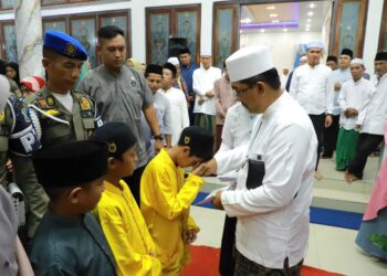 Pemkab Tanjabbar Gelar Tasyakuran dan Beri Bantuan Anak Yatim Sambut Ramadhan 1445 H