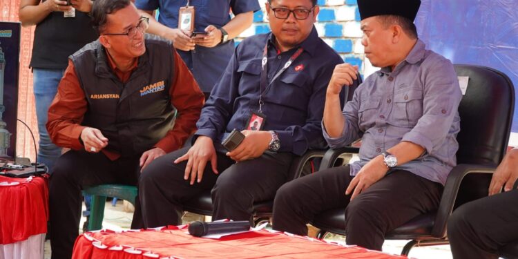 GUBERNUR AL HARIS LAUNCHING REPEATER GSM DI KAWASAN MUARA HEMAT