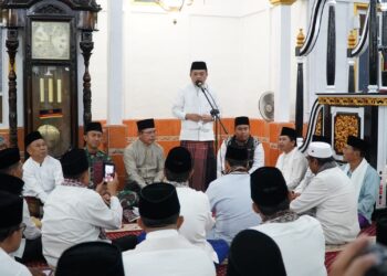 Safari Ramadhan di Hamparan Rawang, Gubernur Al Haris Disambut Antusias Warga