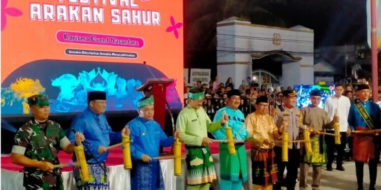 Arakan Sahur Merupakan Event Terbaik Se-Nusantara, Ketua DPRD Harap Generasi Muda Lestarikan