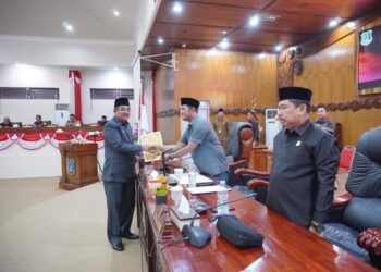 DPRD Tanjabbar Gelar Paripurna Ke-Tiga Dengan Tanggapan Bupati Atas Pandangan Anggota DPRD 