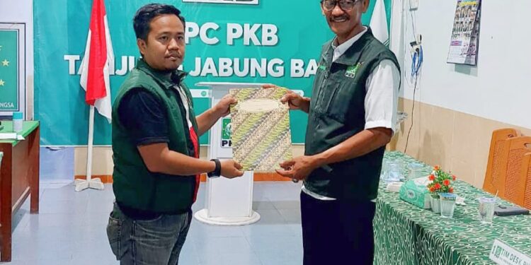 Jelang Penutupan Penjaringan Cakada PKB Tanjabbar, Tim Zaki Ambil Formulir