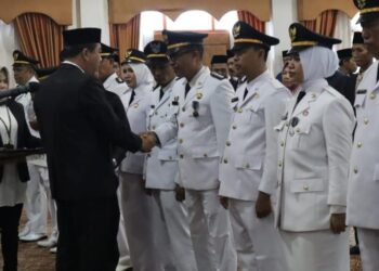Perdana, H Mukti Lantik 60 Pejabat Eselon III dan IV, Ini Nama-namanya