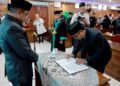 Anwar Sadat Secara Resmi Lantik Dahlan Sebagai Pejabat Sekda Tanjabbar 