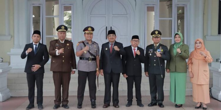 Ketua DPRD Hadiri Upacara Peringatan Hari Kebangkitan Nasional