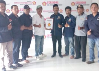 Ambil Berkas Cakada, Tim Hairan Disambut Sekjen DPC-Gerindra Tanjabbar 