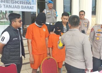 Gulung Sendikat Curanmor, Polres Tanjab Barat Amankan 2 Tersangka dan 8 Sepeda Motor