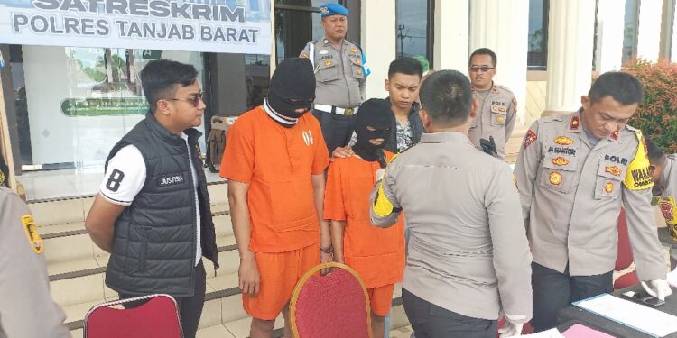Gulung Sendikat Curanmor, Polres Tanjab Barat Amankan 2 Tersangka dan 8 Sepeda Motor
