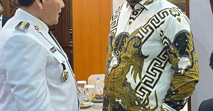 Pinto Ucapkan Selamat Kepada Drs. R. Najmi dan Bachril Bakri