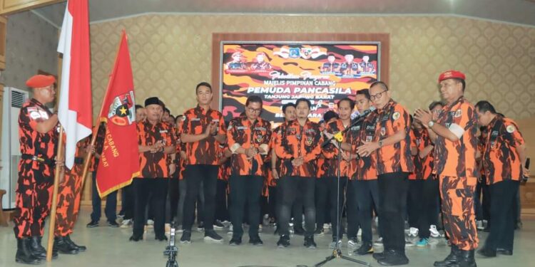 Hadiri Pelantikan dan Pelatihan Bela Negara, Bupati Apresiasi Pemuda Pancasila Tanjabbar 