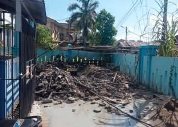 Hebat! Diduga Proyek Musholla Dinkes Dikerjakan Tidak Sesuai DPA