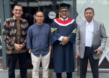 Sangat Memuaskan, Sekda Provinsi Jambi Berhasil Pertahankan Disertasinya Dihadapan Tim Oponen Ahli
