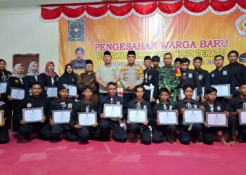 Hadiri Undangan Wisuda Tingkat 1 warga PSHT, H. Hairan Disambut Ratusan pendekar Silat