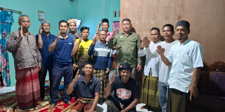 Kunjungi Dusun Gunung Mas Desa Lubuk Terentang, Cabup H. Hairan Disambut Hangat Masyarakat
