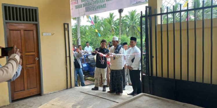 Kades Rafani Dampingi Bupati Tanjabbar Resmikan TPS3R Panglima Batur