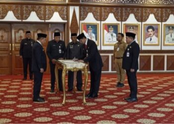 Rotasi Kabinet, Al Haris Lantik Muzakir jadi Kadis PUPR dan Johansyah Asisten II
