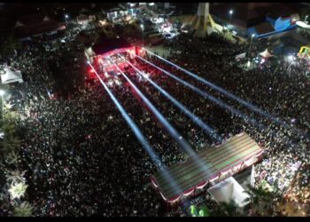 Malam Puncak Festival Pengabuan Sukses Digelar, Ribuan Masyarakat Dihibur oleh Charly