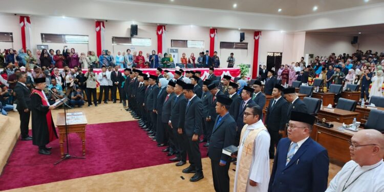 DPRD Tanjab Barat Gelar Rapat Paripurna Pelantikan 35 Anggota Dewan Terpilih Periode 2024-2029