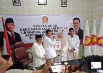 Serahkan Rekomendasi Partai Ke Pasangan Mas – Zul, SAH: Tidak Ada PR lain untuk Kader dan Anggota DPRD MuaroJambi, Cukup Menangkan Mas – Zul