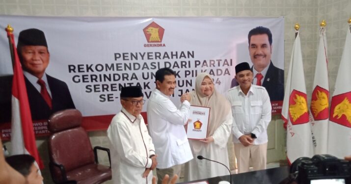 Serahkan Rekomendasi Partai Ke Pasangan Mas – Zul, SAH: Tidak Ada PR lain untuk Kader dan Anggota DPRD MuaroJambi, Cukup Menangkan Mas – Zul