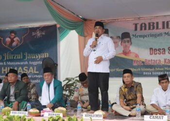 Anggota DPRD Tanjabbar Hadiri Tabligh Akbar di Desa Sungai Terap