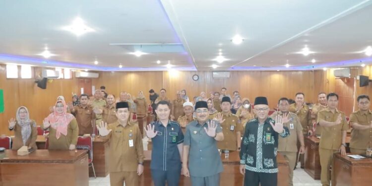 Perkuat Aksi Konvergensi Stunting, Bupati Tanjabbar Pimpin Rapat Evaluasi