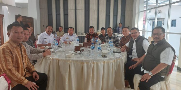 Saat Al Haris Coffee Morning Bersama 4 Paslon Bupati Kerinci