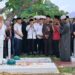 Al Haris Antar Jenazah Rektor UIN Jambi Alm Prof As’ad Isma ke Pemakaman
