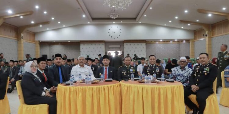 Ketua DPRD Hadiri HUT TNI Ke-79 di Alun-Alun Kualatungkal 