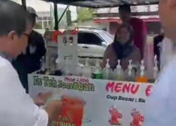 Bawaslu Provinsi Jambi Tindaklanjuti Video Viral Cagub RH Bagi-bagi Duit Saat Kampanye