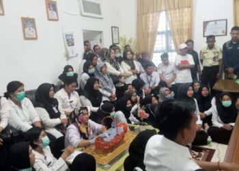 Tak Ada Kejelasan dari BKPSDM, Puluhan Tenaga BLUD Datangi Dinkes, Ini Hasilnya..