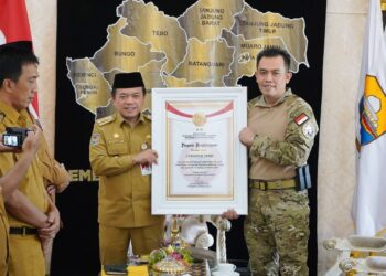 Al Haris Pernah Terima Penghargaan dari Densus 88 Anti Teror Polri