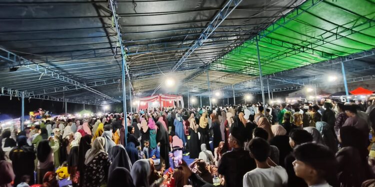 Ribuan Warga Sungai Gelam Hadiri Pengajian Akbar Haris-Sani Bersama Gus Muwafiq