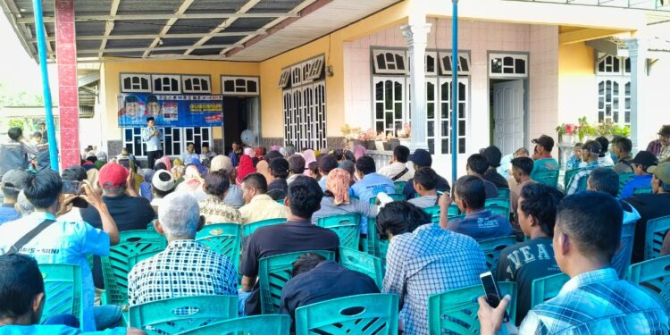 Al Haris Didampingi Firdaus Fattah Silaturahmi Bersama Warga Bajubang