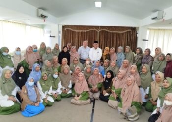 Cawako Jambi H Abdul Rahman Beri Pesan ke Karyawan RSI Arafah yang Berangkat Umroh