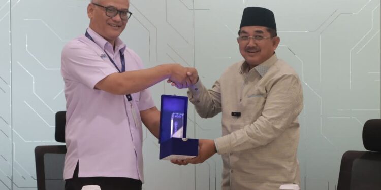 Infrastruktur Telekomunikasi Jadi Prioritas, Bupati Tanjab Barat Fokus Percepat Pembangunan BTS
