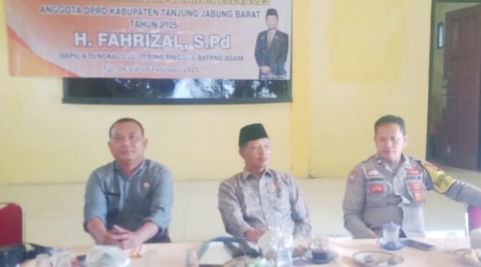 H. Fahrizal Tampung Aspirasi Warga Taman Raja dalam Reses DPRD Tanjab Barat